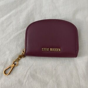 NWOT Steve Madden Burgundy key chain wallet
